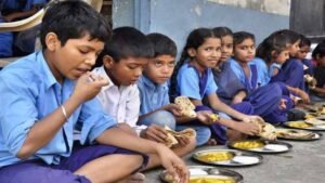 सरकारी स्कूलों में पढ़ाई के साथ लिखी जा रही पोषण, संस्कार और उज्ज्वल भविष्य की नई इबारत