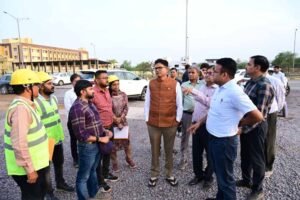 वित्त मंत्री  ओपी चौधरी ने नवा रायपुर में विकास कार्यों का किया निरीक्षण