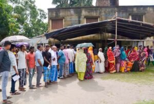बंगाल में 15 बूथों पर पुनर्मतदान, कड़ी सुरक्षा के बीच 86.90% वोटिंग