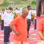 योग दिवस पर योगमय हुआ उत्तर प्रदेश, झांसी में सीएम योगी ने किया योगाभ्यास
