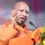 अयोध्या बनाम मथुरा राजनीति गरमाई: योगी का अखिलेश पर तीखा हमला