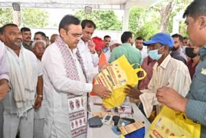 मुख्यमंत्री भजनलाल शर्मा ने उदयपुर में शहरी सेवा शिविर का किया निरीक्षण