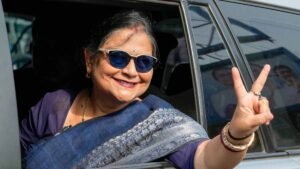 TMC में बगावत: 20 से ज्यादा सांसद अलग गुट बनाने की तैयारी में