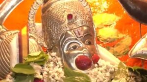 रात में हनुमान जी की पूजा क्यों मानी जाती है सबसे फलदायी? जानिए धार्मिक मान्यता