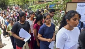 NEET पेपर पर सिक्योरिटी लॉकडाउन! CISF, CRPF और एयरफोर्स की निगरानी में 551 शहरों तक पहुंचेगा प्रश्नपत्र