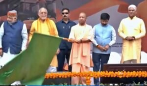 CM योगी की बड़ी सौगात, नोएडा-ग्रेटर नोएडा से जेवर एयरपोर्ट तक चलेंगी EV बसें