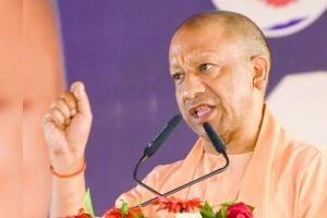 बाबा विश्वनाथ व मां गंगा ने पीएम मोदी को दिया गरीबों की पीड़ा समाप्त करने का सामर्थ्यः मुख्यमंत्री