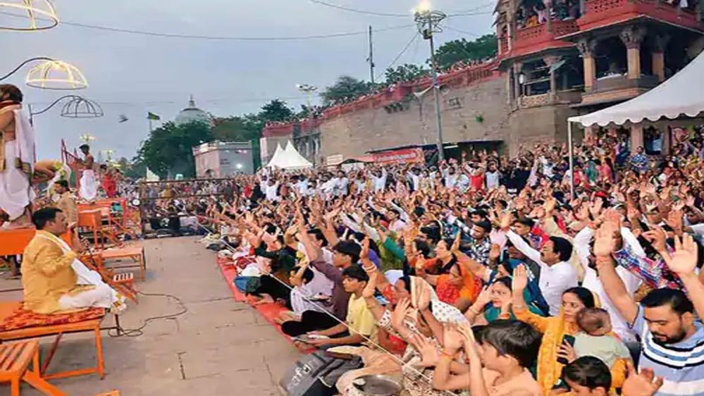 उज्जैन रामघाट पर अनोखी पहल, तीर्थ पुरोहित दक्षिणा में मांग रहे शिप्रा को स्वच्छ रखने का संकल्प