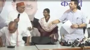 MP कांग्रेस में कुर्सी को लेकर चर्चा तेज, दिग्विजय सिंह का VIDEO वायरल; जीतू पटवारी ने दी सफाई