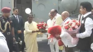 जनजातीय महासम्मेलन में राष्ट्रपति द्रौपदी मुर्मू का संबोधन, बोलीं- अध्यात्म, सामाजिक समरसता और पर्यावरण संरक्षण से बनेगा विकसित भारत