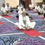 कोलकाता में योग दिवस पर बन सकता है नया रिकॉर्ड, पीएम मोदी के साथ 10 लाख लोगों के योग करने का दावा