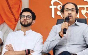 आदित्य के लिए ‘कुर्बानी’ देने वाला नेता भी बागी, उद्धव ठाकरे के सामने गहराया अस्तित्व का संकट