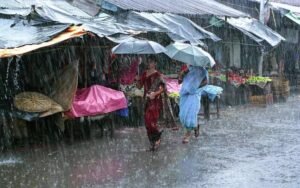 पंजाब में मानसून की रफ्तार धीमी, बारिश से मिली राहत; तापमान 3.6 डिग्री गिरा, 4 दिन का यलो अलर्ट