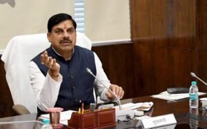 सार्वजनिक स्थलों पर सीसीटीवी और आवासों में ईको फ्रेंडली भवन निर्माण सामग्री के उपयोग को करें प्रोत्साहित : मुख्यमंत्री डॉ. यादव