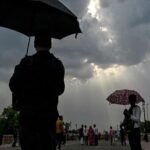 MP Weather Alert: 30 जिलों में बारिश की चेतावनी, 4 जिलों में हीटवेव का खतरा; 52% कम हुई बारिश