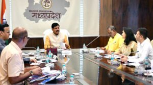 बुजुर्गों और असहाय लोगों का आदर करना हमारा धर्म : मुख्यमंत्री डॉ. यादव
