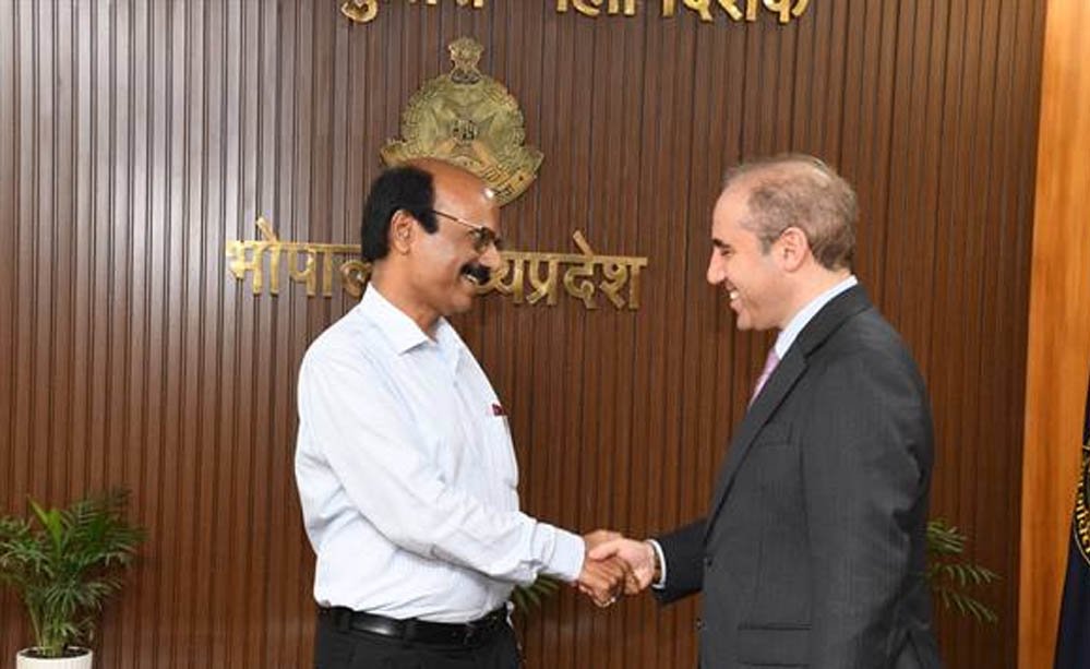पुलिस महानिदेशक कैलाश मकवाणा से नीदरलैंड के कॉन्सुल जनरल ने की शिष्टाचार भेंट