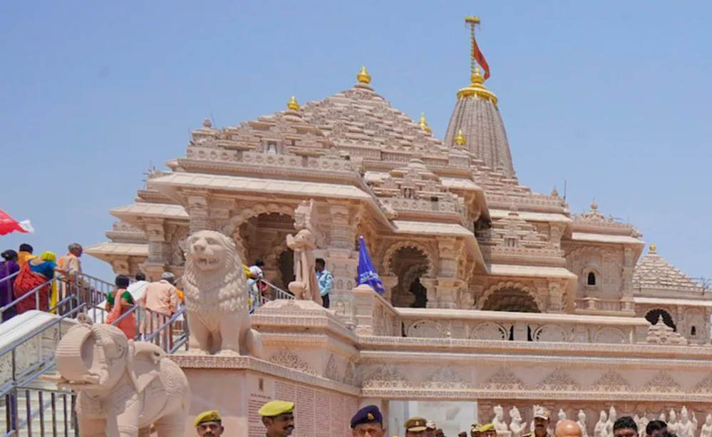 राम मंदिर चढ़ावा चोरी मामला: सुप्रीम कोर्ट ने तत्काल सुनवाई से किया इनकार, CBI जांच की मांग वाली याचिका पर पूछा- इतनी जल्दबाजी क्यों?