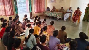 जनजातीय छात्राओं को सुरक्षा और अधिकारों के प्रति किया जा रहा जागरूक