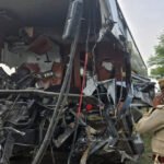 यमुना एक्सप्रेसवे पर भीषण हादसा, ट्रक से टकराई वोल्वो बस; 4 यात्रियों की मौत, 19 घायल