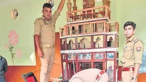 बरेली में मोहर्रम के लिए सख्ती, 12 फीट से ऊंचा ताजिया निकालने पर रोक