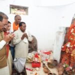 मुख्यमंत्री विष्णुदेव साय ने ऐतिहासिक चतुर्भुज विष्णु मंदिर में की पूजा-अर्चना, प्रदेश की सुख-समृद्धि की कामना
