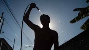 यूपी में मानसून की एंट्री में अभी इंतजार, 45°C तक पहुंचा पारा; मौसम विशेषज्ञों ने जताई नई चिंता