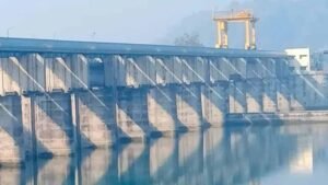 देश के जलाशयों में तेजी से घटा पानी, 22 दिनों में 12% स्टॉक कम होने से संकट गहराया