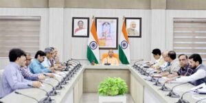 वर्ष 2030 तक 2 गीगावाट अतिरिक्त डेटा सेंटर क्षमता विकसित करने का लक्ष्य लेकर काम करें: मुख्यमंत्री