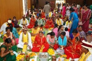 मुख्यमंत्री कन्या विवाह योजना के तहत जगदलपुर में 17 जोड़ों ने थामा एक-दूजे का हाथ