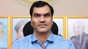 छत्तीसगढ़ में प्रशासनिक बदलाव: गृह सचिव रमेश कुमार को सहकारिता एवं रजिस्ट्रार विभाग के आयुक्त की जिम्मेदारी