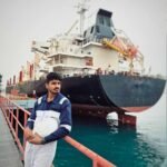 होर्मुज जलडमरूमध्य में 3 महीने फंसे रहे छत्तीसगढ़ के नेवी अधिकारी रुद्रांश चौबे, बोले- सिर के ऊपर से गुजरती थीं मिसाइलें