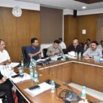 15 दिवस में प्रगति न लाने वाले रेड लिस्टेड संविदाकार होंगे ब्लैक लिस्ट, कटेगी परफॉर्मेंस गारंटी : आयुक्त भोंडवे