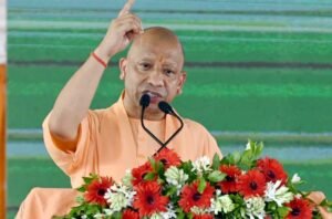 कुछ लोग गाय का दूध पिएंगे और सड़क पर छोड़ देंगे, जब वह फसल का नुकसान करेगी तो दोष मुझे देंगे: सीएम योगी