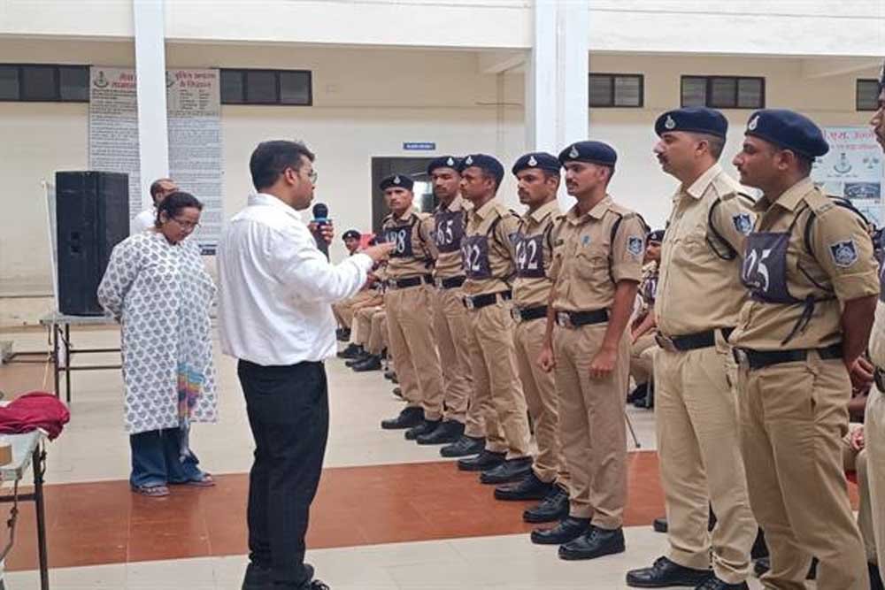 पुलिस प्रशिक्षण शाला उज्जैन में नव आरक्षकों को नशामुक्त समाज निर्माण का दिया गया संदेश