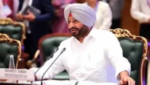 एससी आयोग के सामने पेश हुए रवनीत बिट्टू, बोले- मेरे शब्द कानूनी रूप से गलत थे, माफी मांग चुका हूं