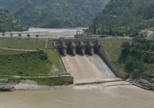 ब्यास नदी उफान पर: जलस्तर में भारी बढ़ोतरी, प्रशासन ने जारी किया हाई अलर्ट
