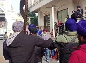 लुधियाना में सिख धर्म पर टिप्पणी के विरोध में निहंग सिंहों का चक्काजाम, यातायात हुआ प्रभावित