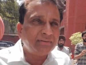 लुधियाना नगर निगम दफ्तर में बवाल, अकाली पार्षद ने SE को जड़ा थप्पड़, मचा हड़कंप