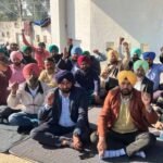 Punjab सरकार का बड़ा एक्शन, हड़ताल पर बैठे कर्मचारियों के लिए जारी किए सख्त आदेश