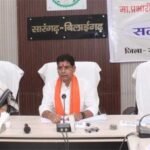 अधिकारी-कर्मचारी जिम्मेदारी से काम करें, हर जरूरतमंद तक पहुँचे सरकारी योजनाएँ’ – मंत्री  टंक राम वर्मा