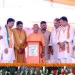 किसी ने उत्सव के रंग में भंग डाला तो वर्तमान के साथ भविष्य भी स्वाहा हो जाएगा: मुख्यमंत्री