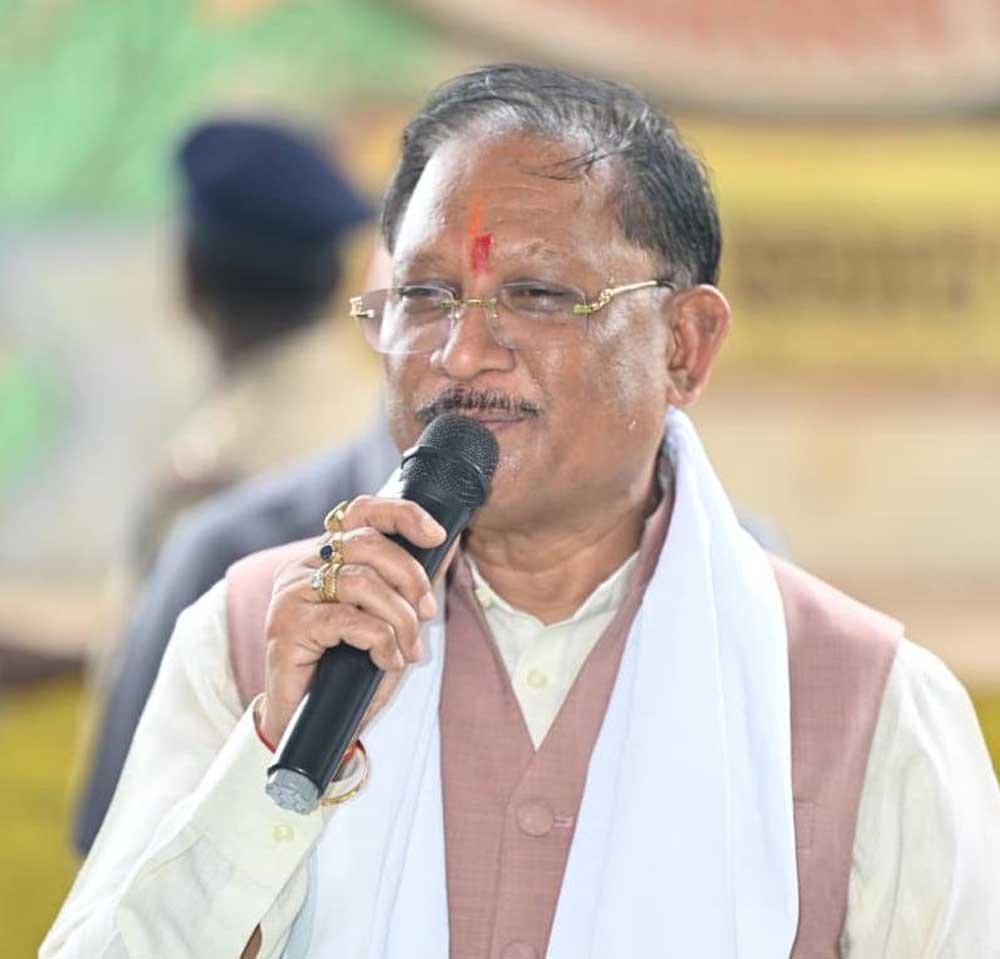 चौपाल में मुख्यमंत्री ने सुनी जनता की बात, विकास कार्यों की दी सौगात