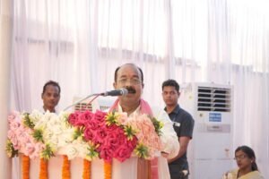 कार्यालयों के चक्कर नहीं, अब गांव में ही समस्याओं का निराकरण -उपमुख्यमंत्री  अरुण साव