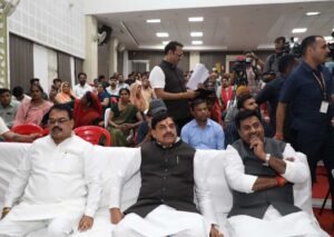 प्रकृति हमारी मां है, इसे रासायनिक उर्वरकों से बचाएं, प्राकृतिक खेती अपनाएं : प्रधानमंत्री मोदी
