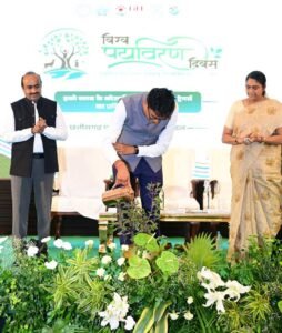 प्रकृति का संरक्षण हमारी संस्कृति का मूल मंत्र, पर्यावरण संरक्षण को जनआंदोलन बनाने की जरूरत – आवास एवं पर्यावरण मंत्री  ओ.पी. चौधरी