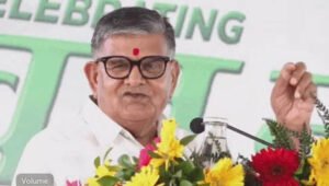वन महोत्सव में प्रशासक का अफसरों पर तंज, बोले- गप्पें और झूठ बंद करें; पौधारोपण के दावों पर उठाए सवाल