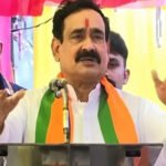 दतिया में मंच पर भावुक हुए नरोत्तम मिश्रा, छलके आंसू; बोले- एक-एक गांव जाऊंगा, आशुतोष को जिताऊंगा