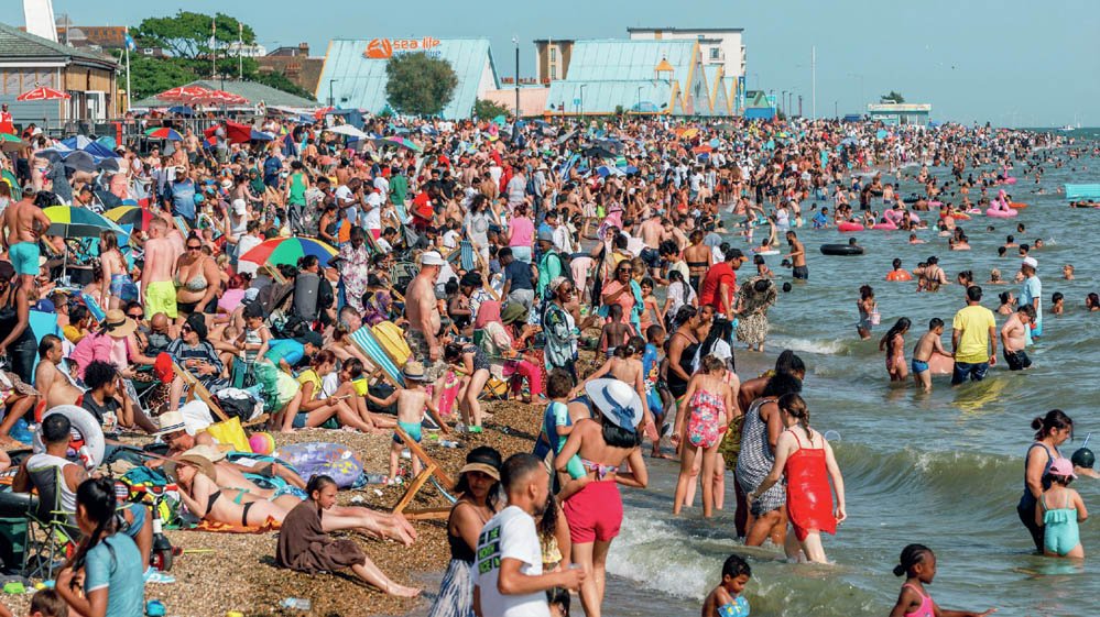 Heatwave in UK: दो महीने में 2700 मौतें, हीटवेव ने बढ़ाई चिंता, यूरोप में सऊदी जैसी गर्मी के हालात