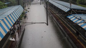 Mumbai Rain Alert: नहीं थम रही बारिश, अंधेरी सबवे बंद, ठाणे समेत कई इलाकों के लिए IMD का अलर्ट